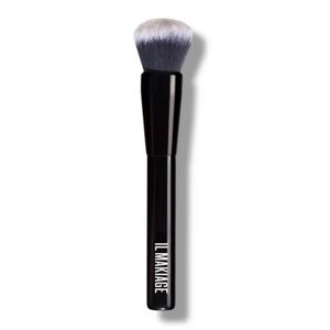 Brand new Il Makiage 100 foundation blending brush